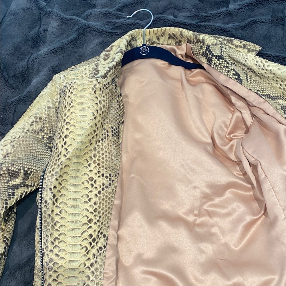 Stylish Snake Python Jacket - image 5